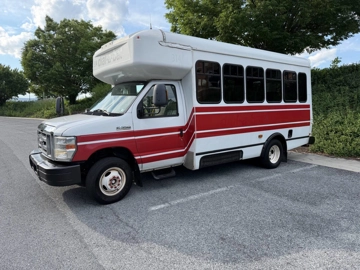 Picture of 2016 Ford E-350 ADA Shuttle Bus