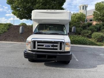 Picture of 2016 Ford E-350 ADA Shuttle Bus