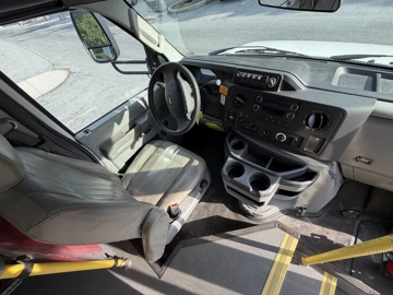 Picture of 2016 Ford E-350 ADA Shuttle Bus