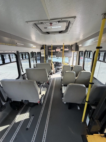 Picture of 2016 Ford E-350 ADA Shuttle Bus