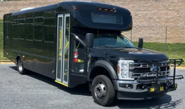 Picture of 2025 Ford F550 Starcraft Allstar Xl Shuttle Bus