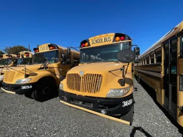 2013 International CE Yellow School bus