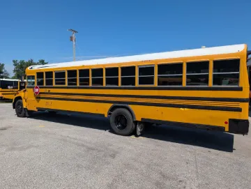 2016 Blue Bird Vision 72P 