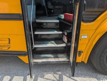 2016 FREIGHTLINER B2 Bus Chassis Bus School Buses
