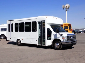 Picture of 2013 Ford E450 Starcraft Allstar ADA Shuttle Bus