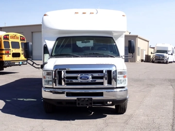 Picture of 2013 Ford E450 Starcraft Allstar ADA Shuttle Bus