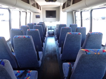 Picture of 2011 Ford F550 Turtle Top Shuttle Bus