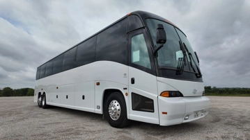 Picture of 2011 MCI J4500 Coach Bus