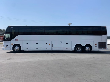 Picture of 2001 Prevost H3-45 Coach Bus