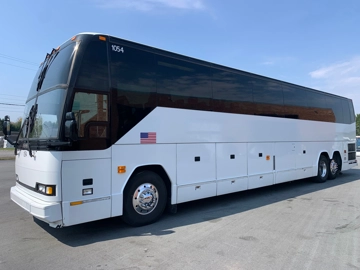 Picture of 2001 Prevost H3-45 Coach Bus