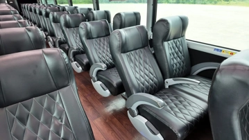 Picture of 2011 MCI J4500 Coach Bus
