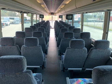 Picture of 2001 Prevost H3-45 Coach Bus
