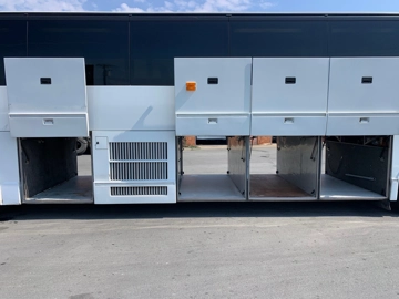 Picture of 2001 Prevost H3-45 Coach Bus