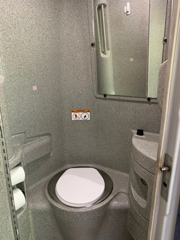 Picture of 2015 MCI J4500 Coach Bus