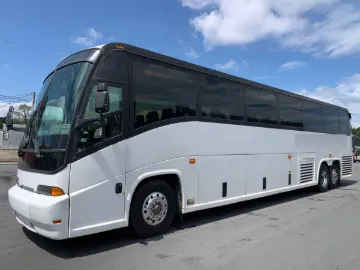 Picture of 1999 MCI 102-El3 Coach Bus