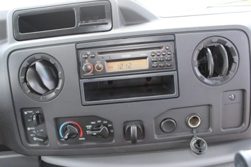 Picture of 2016 Ford E-350 Starcraft Shuttle Bus