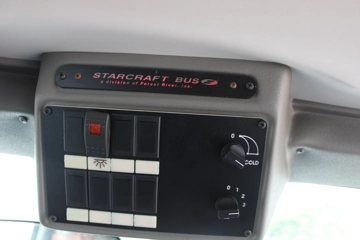 Picture of 2016 Ford E-350 Starcraft Shuttle Bus