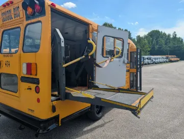 2017 Chevrolet Minotour 21P ADA