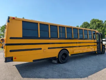 2015 Thomas C2 72P 