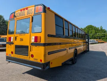 2015 Thomas C2 72P 