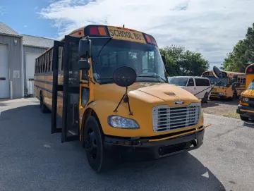 2015 Thomas C2 72P