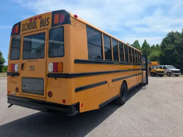 2016 Thomas C2 72P