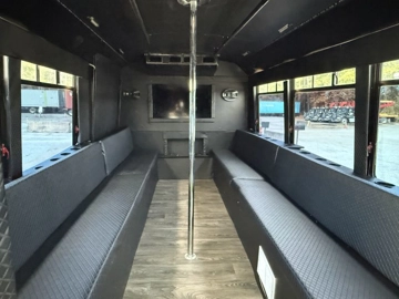Picture of 2016 Ford E450 Limo Bus