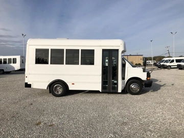 Picture of 2012 Chevrolet Starcraft Shuttle Bus