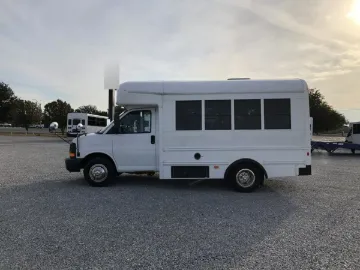 Picture of 2012 Chevrolet Starcraft Shuttle Bus