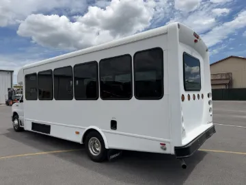 Picture of 2017 Ford E450 Starcraft ADA Shuttle Bus