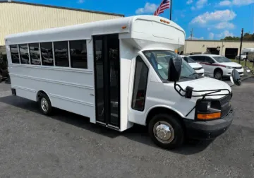 Picture of 2018 Chevrolet 3500 Collins Shuttle Bus