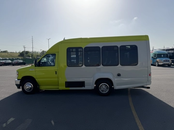 Picture of 2021 Ford Turtle Top ADA Shuttle Bus