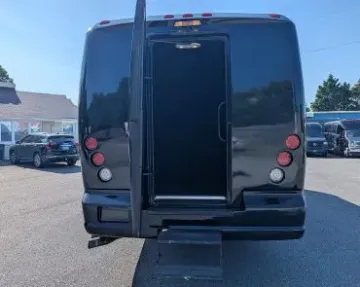 2019 Ford F550 Gm33 Limo Bus