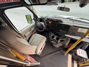 Picture of 2013 Ford E-350 ADA Shuttle Mini Bus