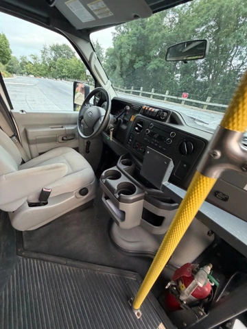 Picture of 2013 Ford E-350 ADA Shuttle Mini Bus