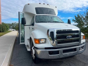 Picture of 2011 Ford F-650 Shuttle Bus