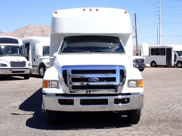 Picture of 2015 Starcraft Xlt Shuttle Bus