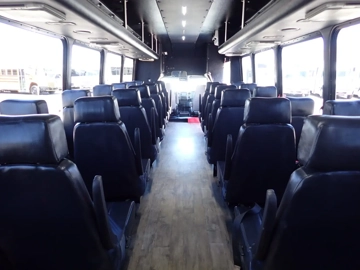 Picture of 2015 Starcraft Xlt Shuttle Bus