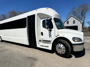 2012 Freightliner M2 Shuttle