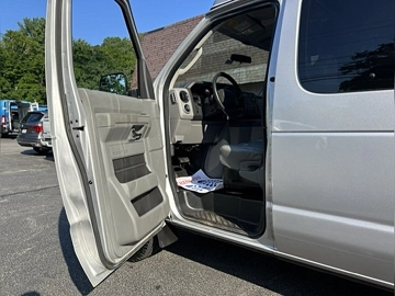 Picture of 2014 Ford E-250 ADA Passenger Van