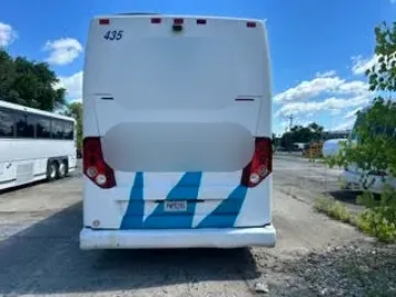 2013 Prevost H3-45