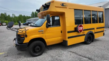 2016 FORD E-350 Micro Bird 22P