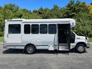 Picture of 2015 Ford E-450 ADA Shuttle Bus