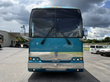Picture of 2005 Prevost Xlii Motorcoach Conversion