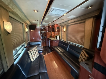 Picture of 2005 Prevost Xlii Motorcoach Conversion
