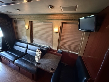 Picture of 2005 Prevost Xlii Motorcoach Conversion