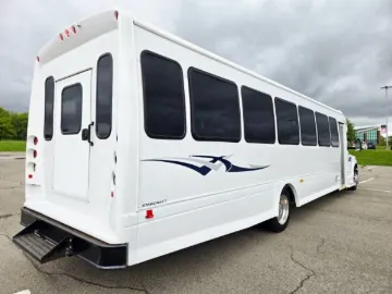 Picture of 2017 Ford F650 Startrans Shuttle Bus