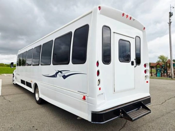 Picture of 2017 Ford F650 Startrans Shuttle Bus