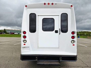 Picture of 2017 Ford F650 Startrans Shuttle Bus