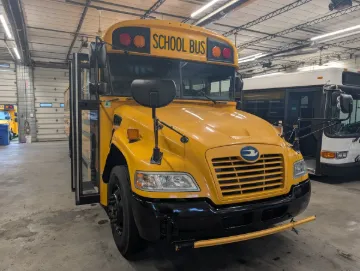 2022 Blue Bird Vision 77P Gas